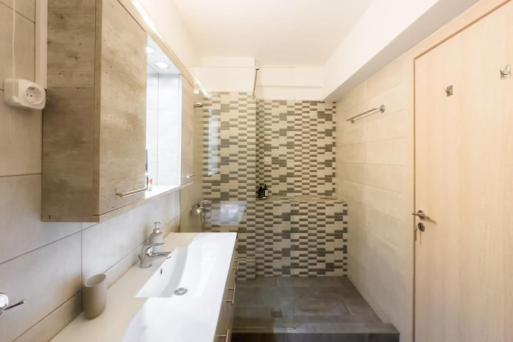 Elegant Downtown Apartamento